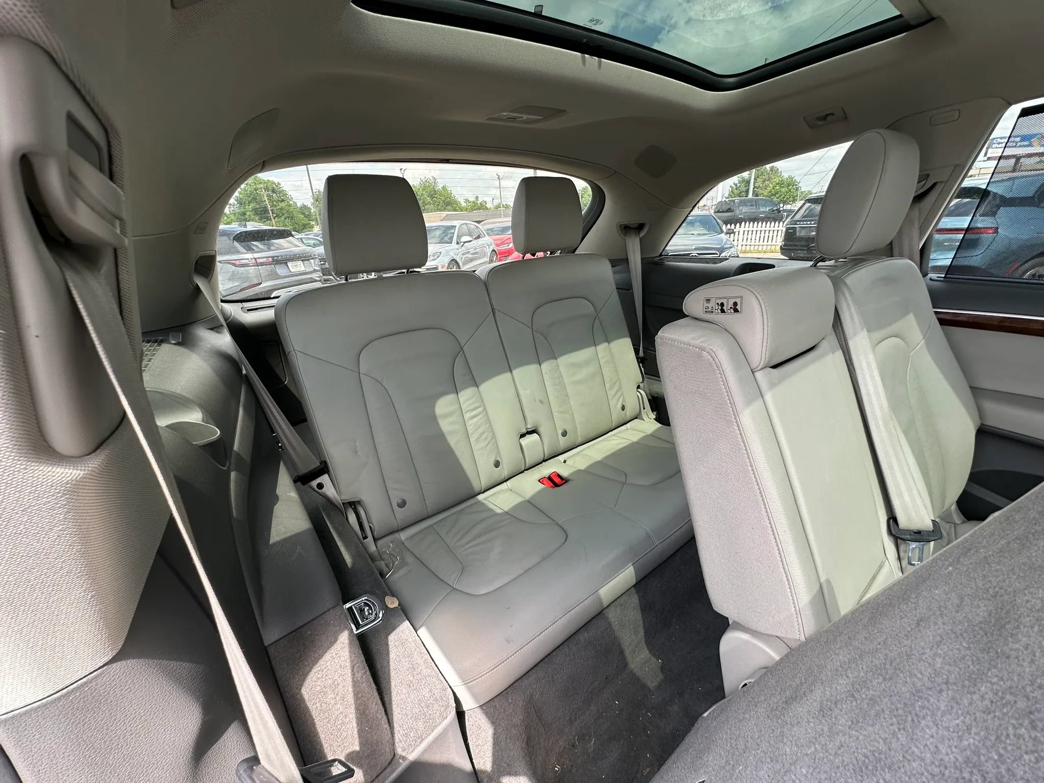 Used 2015 Audi Q7 TDI Premium Plus w/ Premium Plus Package AWD/4WD image 15