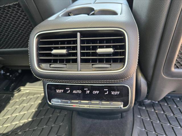 Used 2026 Mercedes-Benz GLS 450 4MATIC image 18