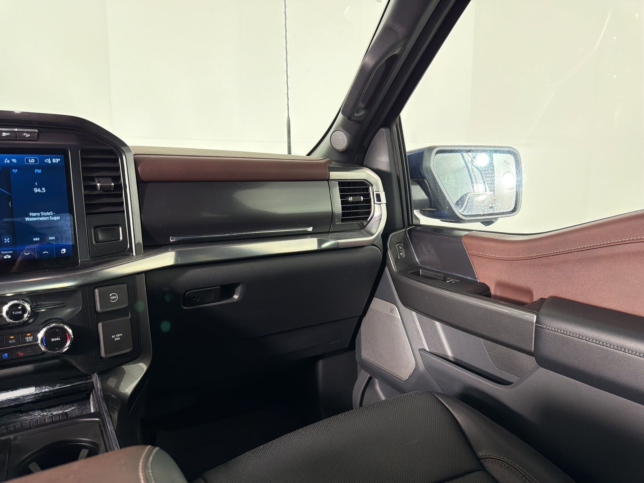Used 2022 Ford F150 Lariat image 28