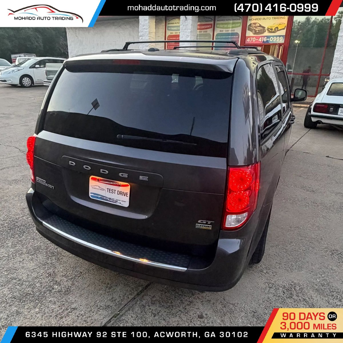 Used 2018 Dodge Grand Caravan GT FWD image 2