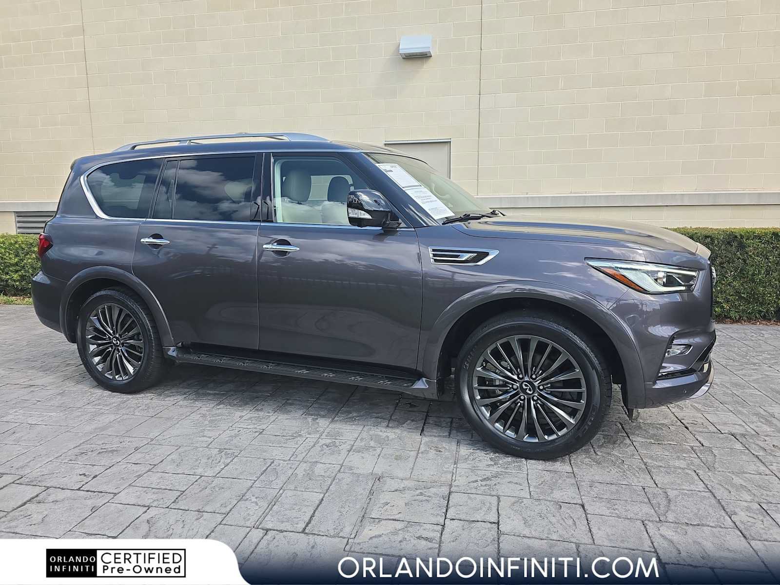 Certified 2023 INFINITI QX80 Premium Select w/ Cargo Package AWD/4WD image 1