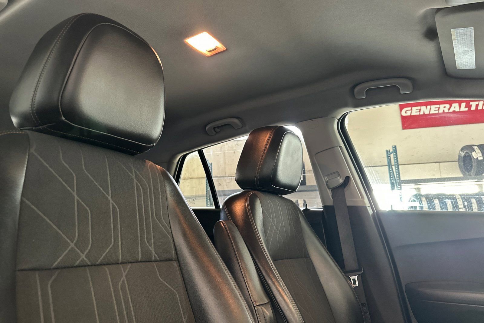 Used 2019 Chevrolet Trax LT w/ LT Convenience Package image 19