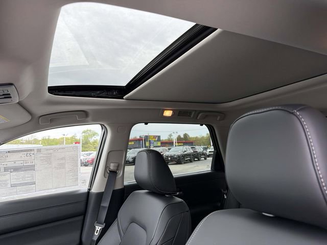New 2026 Nissan Pathfinder SL AWD/4WD image 17