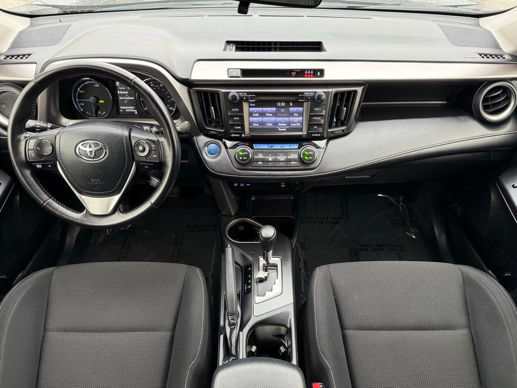 Used 2018 Toyota RAV4 XLE image 22