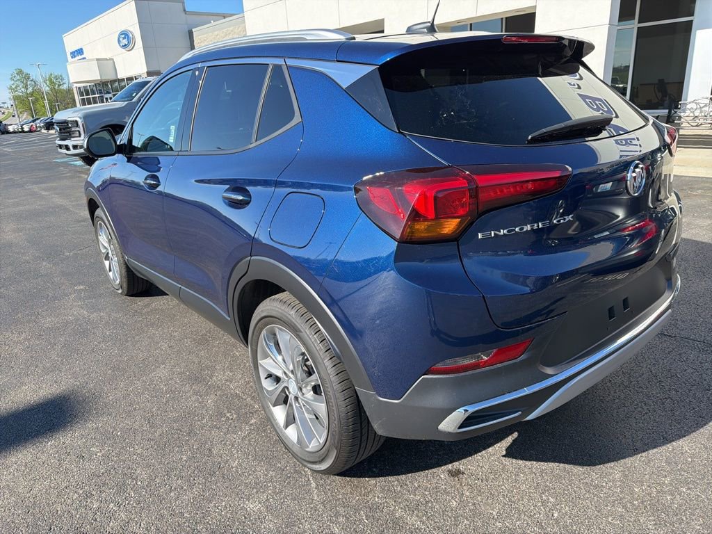 Used 2023 Buick Encore GX Essence w/ Experience Buick Package image 2