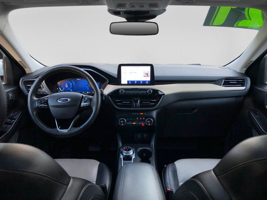 Used 2021 Ford Escape Titanium w/ Titanium Elite Package AWD/4WD image 11