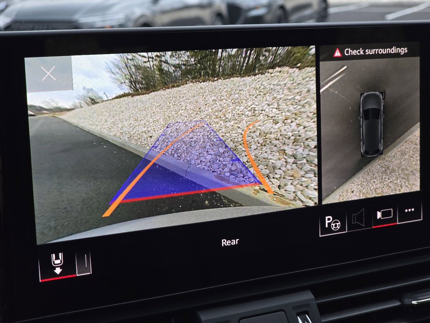 Used 2023 Audi Q5 2.0T Prestige w/ Prestige Package image 15