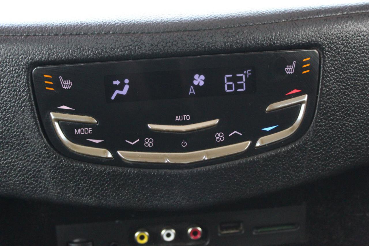 Used 2016 Cadillac Escalade ESV Luxury AWD/4WD image 17