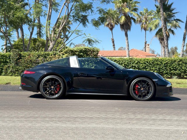 Used 2015 Porsche 911 Targa 4S image 8