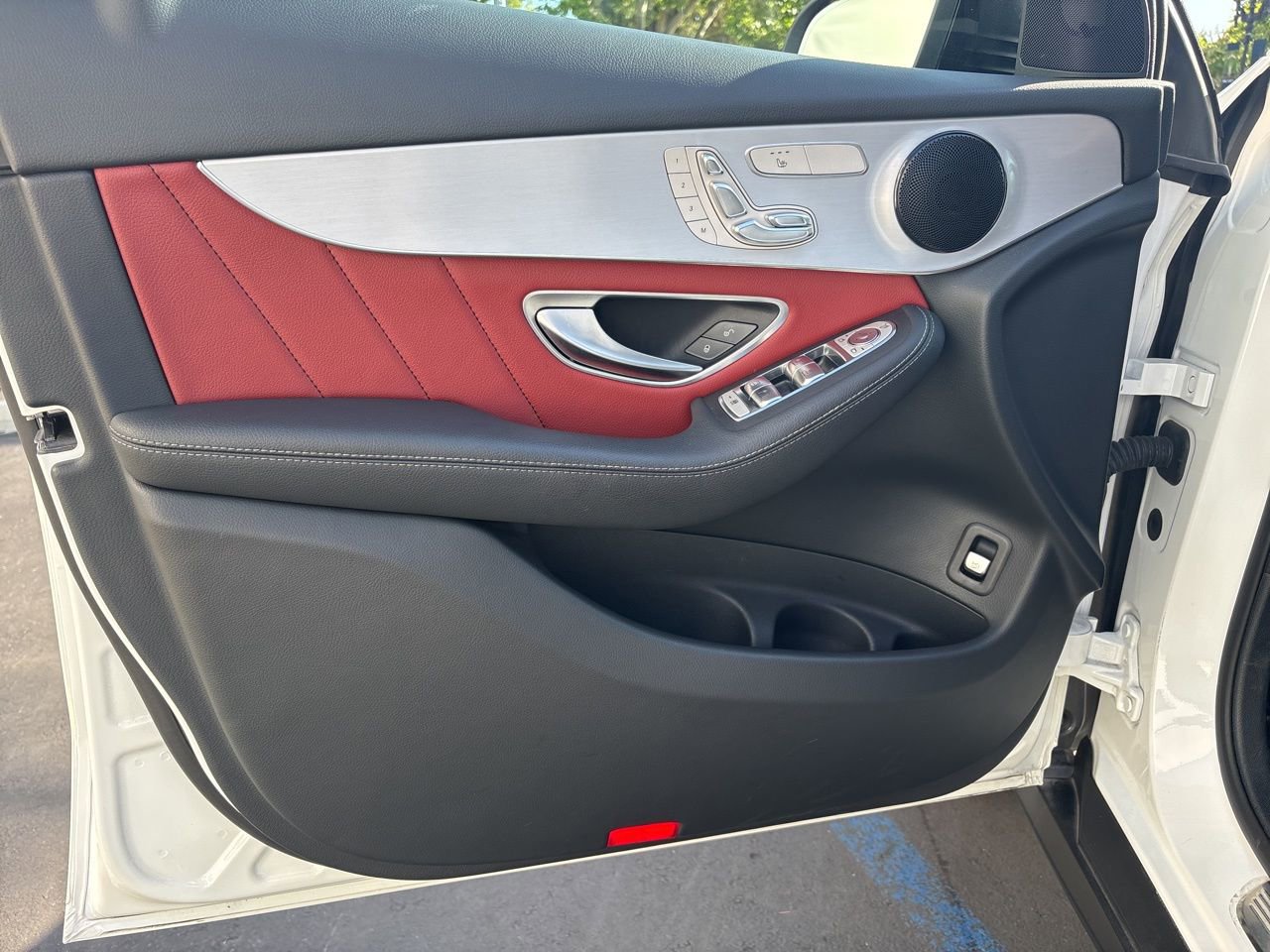 Certified 2022 Mercedes-Benz GLC 300 image 12