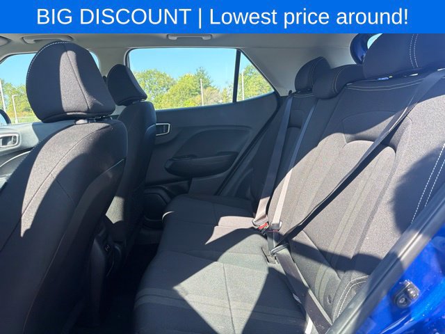 Used 2025 Hyundai Venue SEL FWD image 15