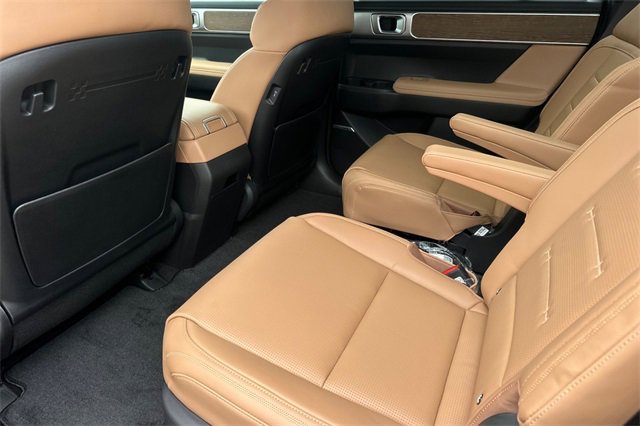 New 2026 Hyundai Santa Fe Calligraphy image 9