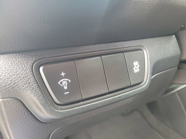 Used 2024 Kia Forte LXS image 17