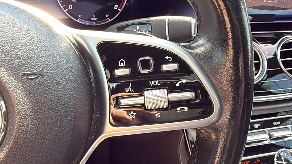 Used 2020 Mercedes-Benz E 350 Sedan image 26