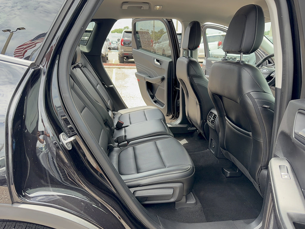 Certified 2022 Ford Escape SEL AWD/4WD image 15