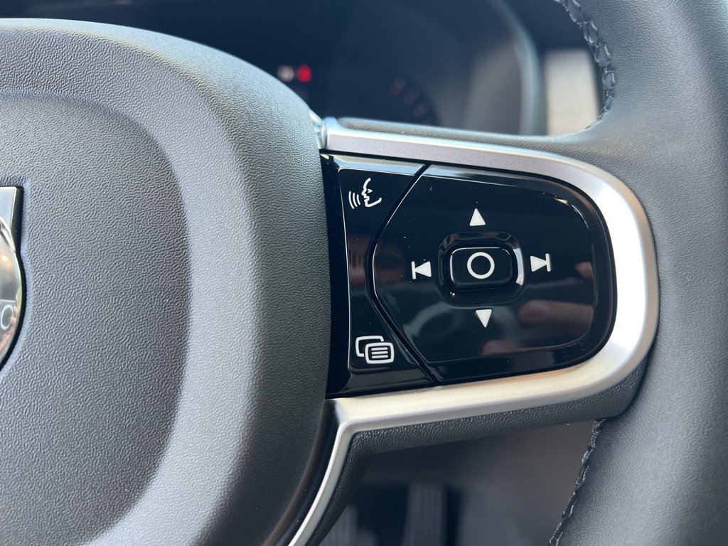 New 2026 Volvo XC90 B6 Plus image 19