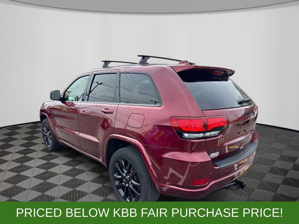 Used 2020 Jeep Grand Cherokee Altitude AWD/4WD image 2