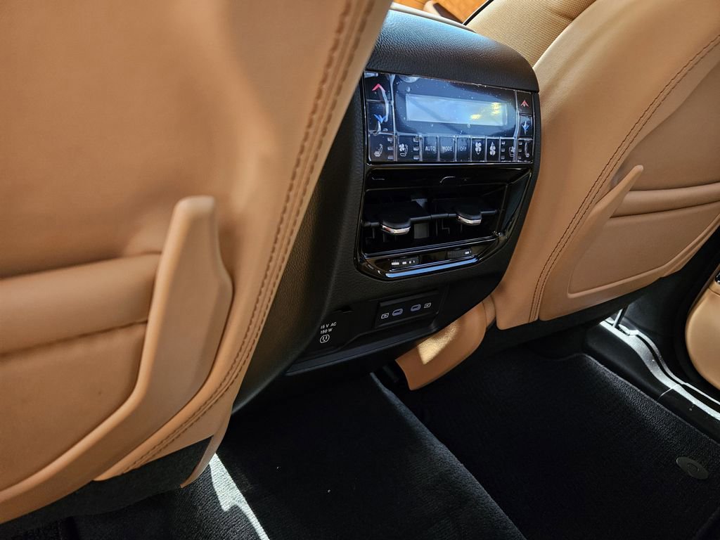 New 2026 Jeep Grand Cherokee Summit AWD/4WD image 11