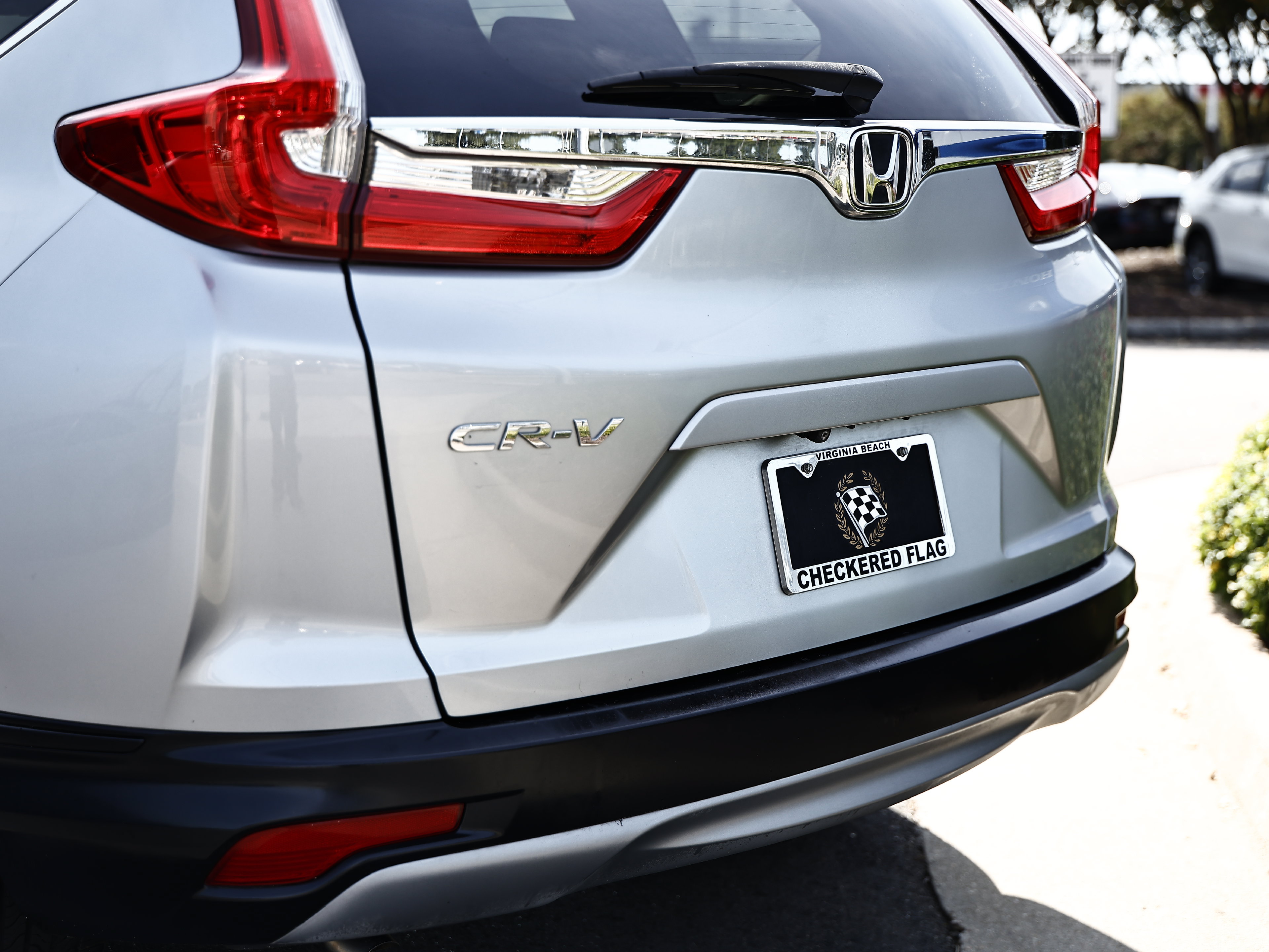 Used 2018 Honda CR-V EX image 6