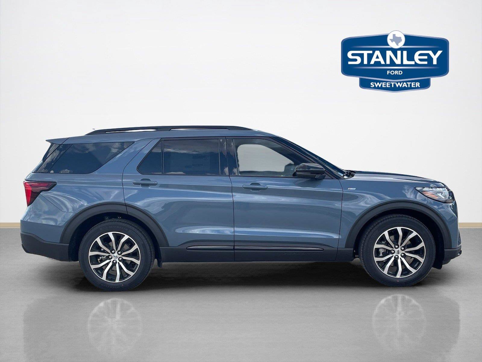 New 2027 Ford Explorer ST-Line RWD image 9