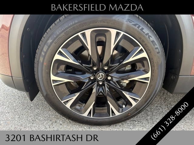 Certified 2024 MAZDA CX-90 Plug-In Hybrid w/ Premium Plus AWD/4WD image 27