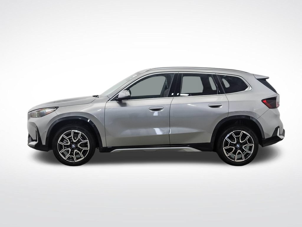 Used 2026 BMW X1 xDrive28i w/ Convenience Package AWD/4WD image 3