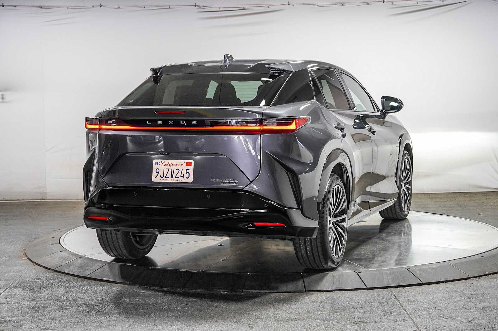 Used 2023 Lexus RZ 450e Premium w/ Cold Area Package AWD/4WD image 4