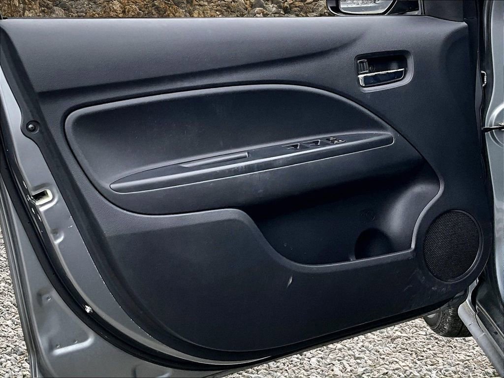 Used 2015 Mitsubishi Mirage ES image 18