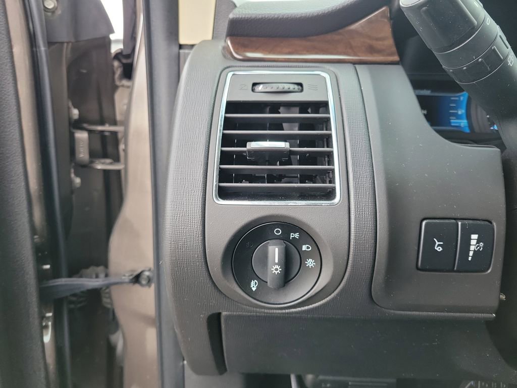 Used 2019 Ford Flex Limited image 21