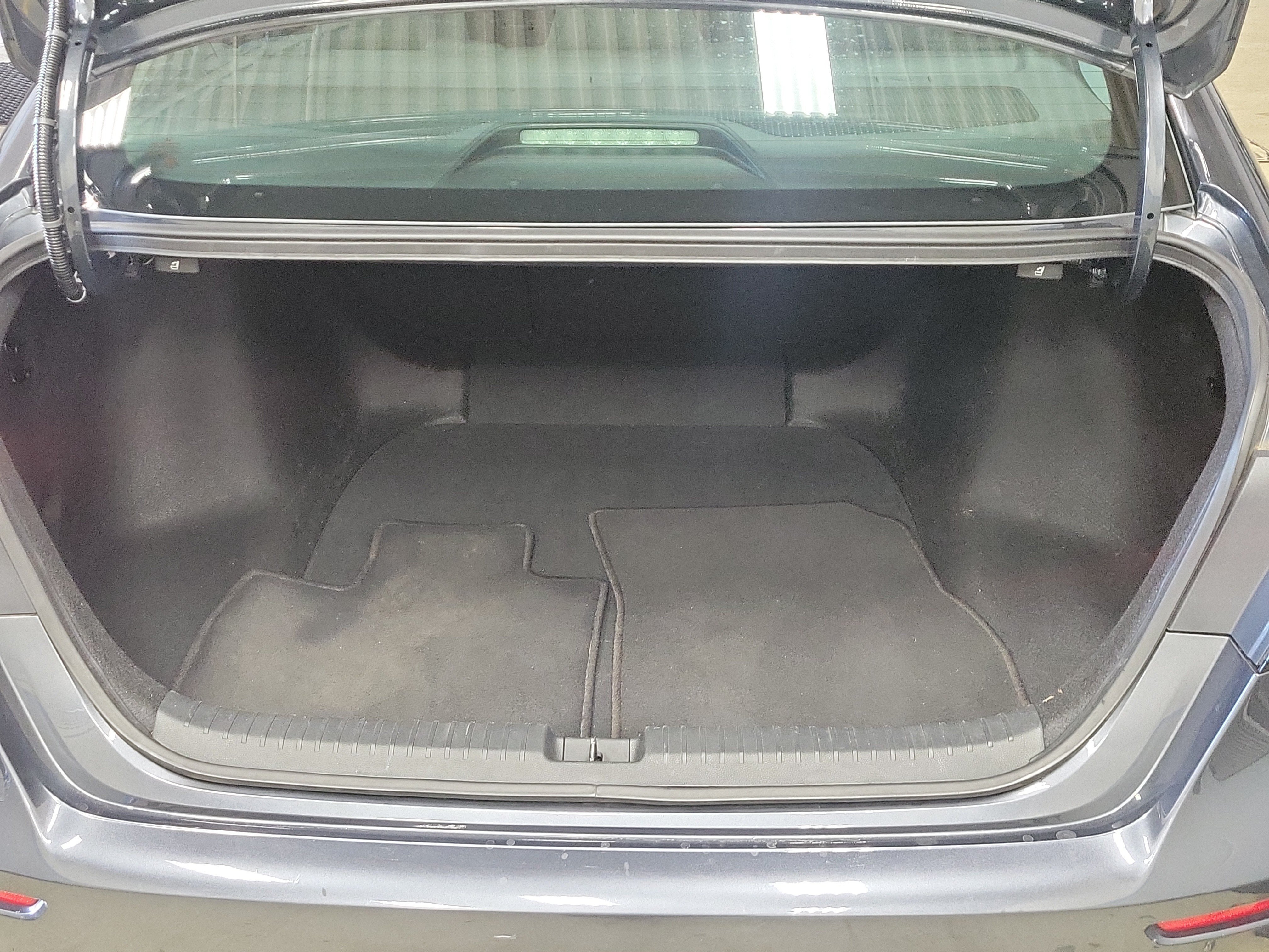Used 2024 Honda Accord EX image 9