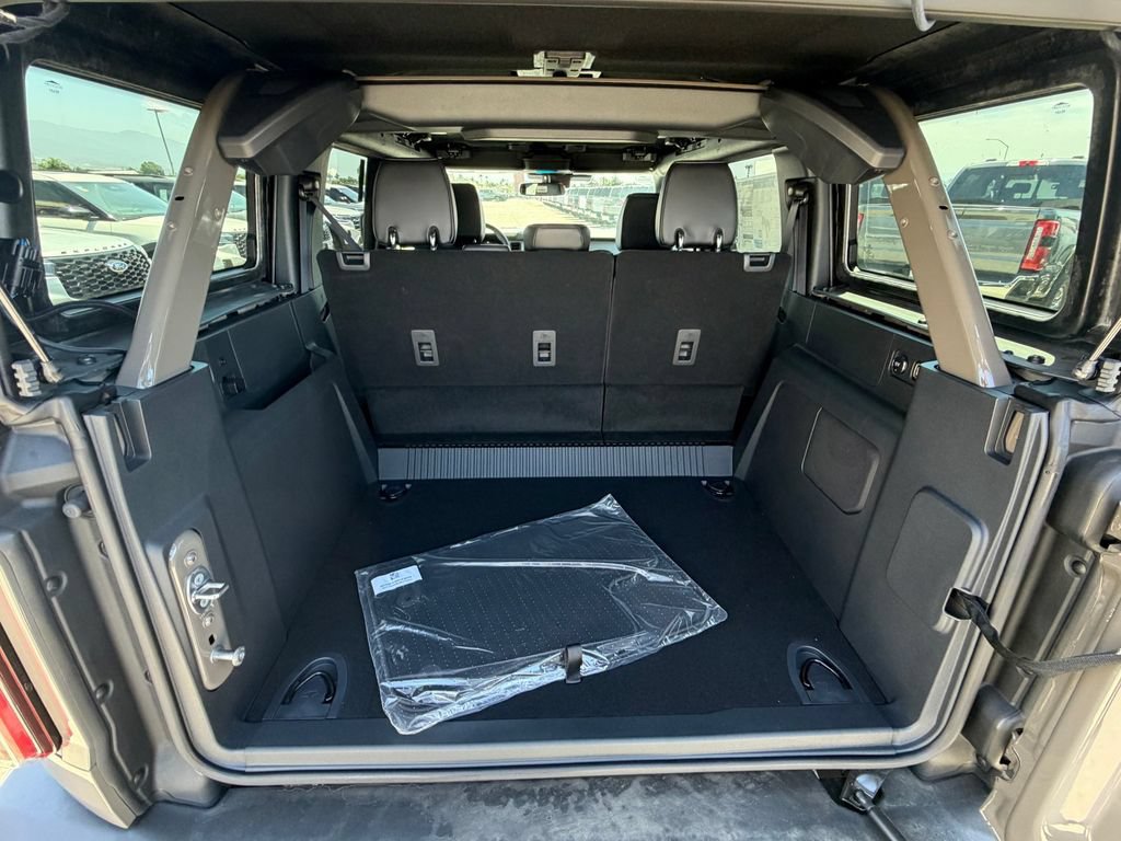 New 2026 Ford Bronco Outer Banks AWD/4WD image 15