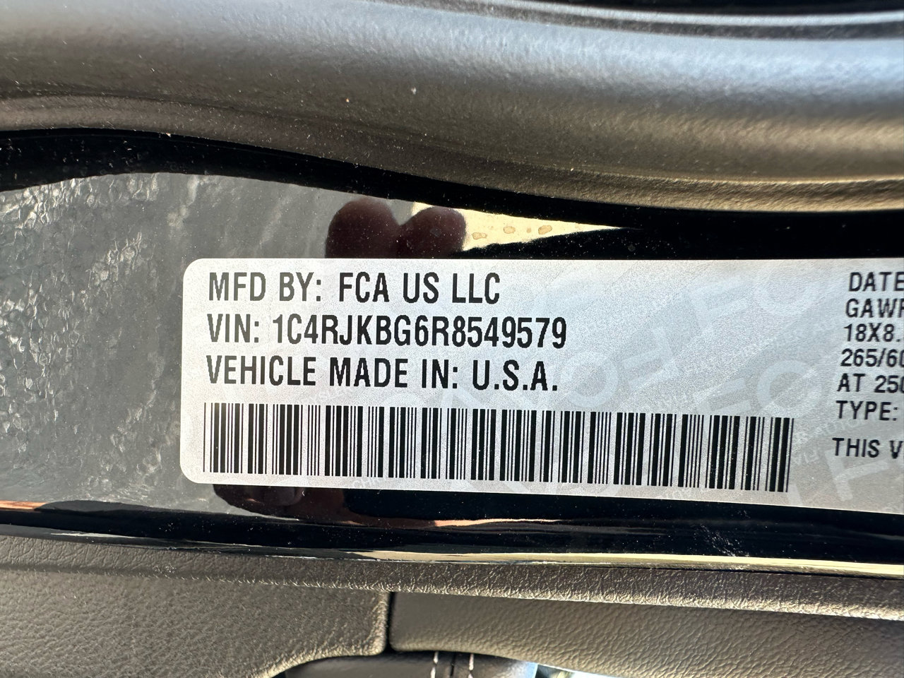 Used 2024 Jeep Grand Cherokee L Limited w/ Luxury Tech Group II image 19