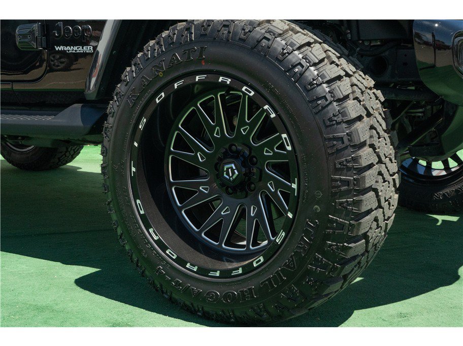 Used 2021 Jeep Wrangler Unlimited Sahara AWD/4WD image 46
