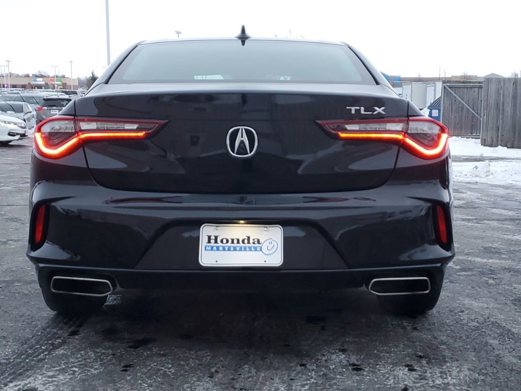 Used 2023 Acura TLX image 6
