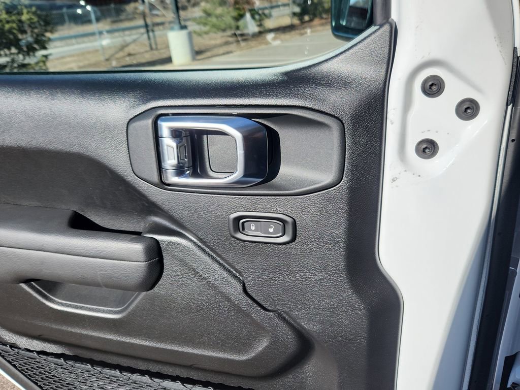 New 2026 Jeep Gladiator Sport image 25