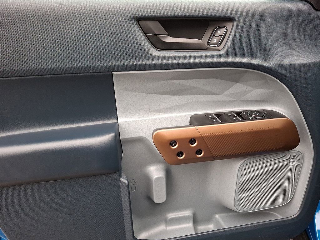 Certified 2022 Ford Maverick Lariat image 12