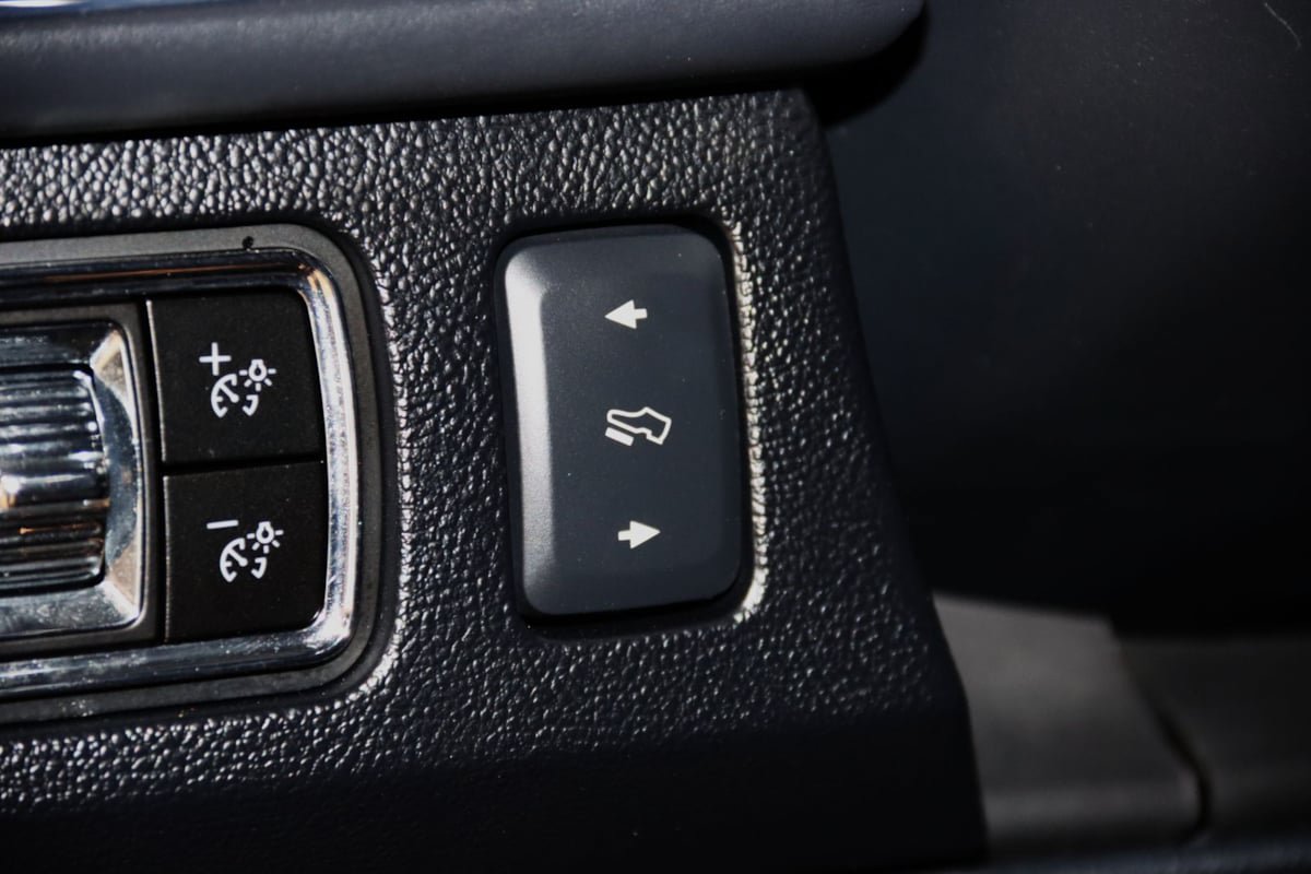 Used 2024 Lincoln Navigator L Black Label AWD/4WD image 14