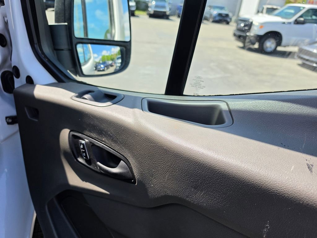 Used 2023 Ford Transit 350 XLT image 37