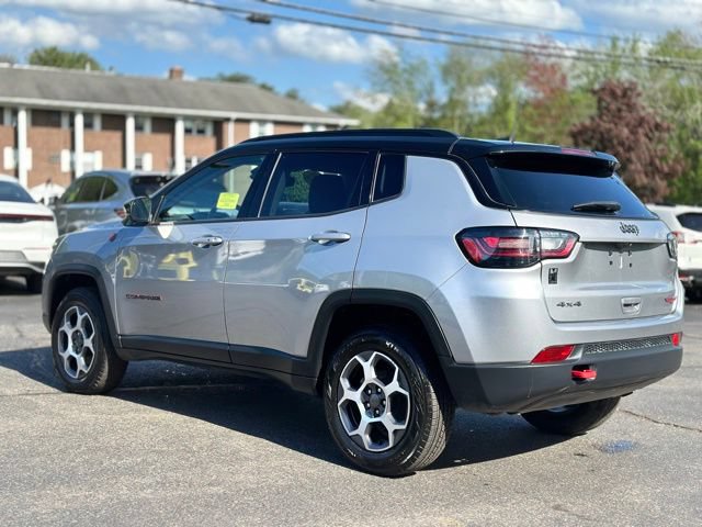 Used 2022 Jeep Compass Trailhawk w/ Trailhawk Elite Group AWD/4WD image 3