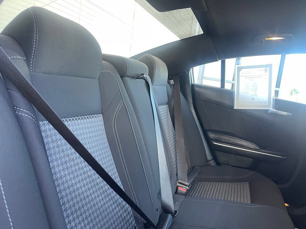 Used 2023 Dodge Charger SXT RWD image 11