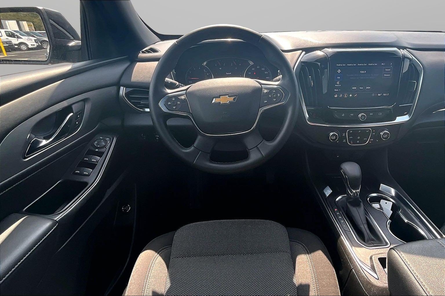 Used 2023 Chevrolet Traverse LT AWD/4WD image 5
