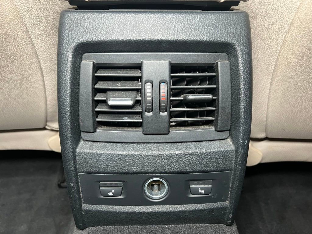 Used 2014 BMW 328i xDrive Sedan image 23