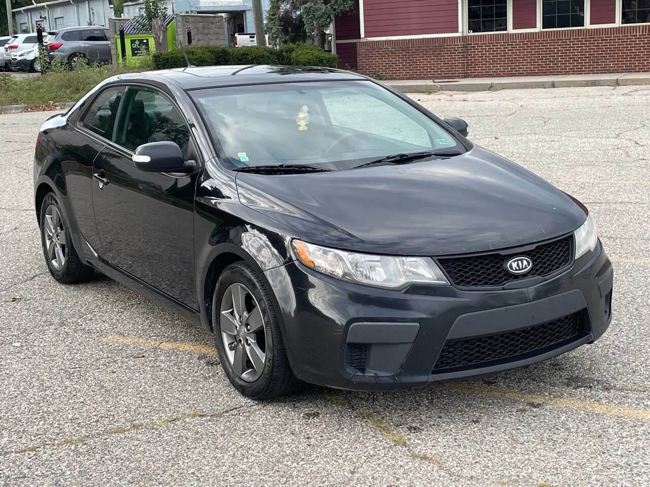 Used 2010 Kia Forte Koup EX image 6