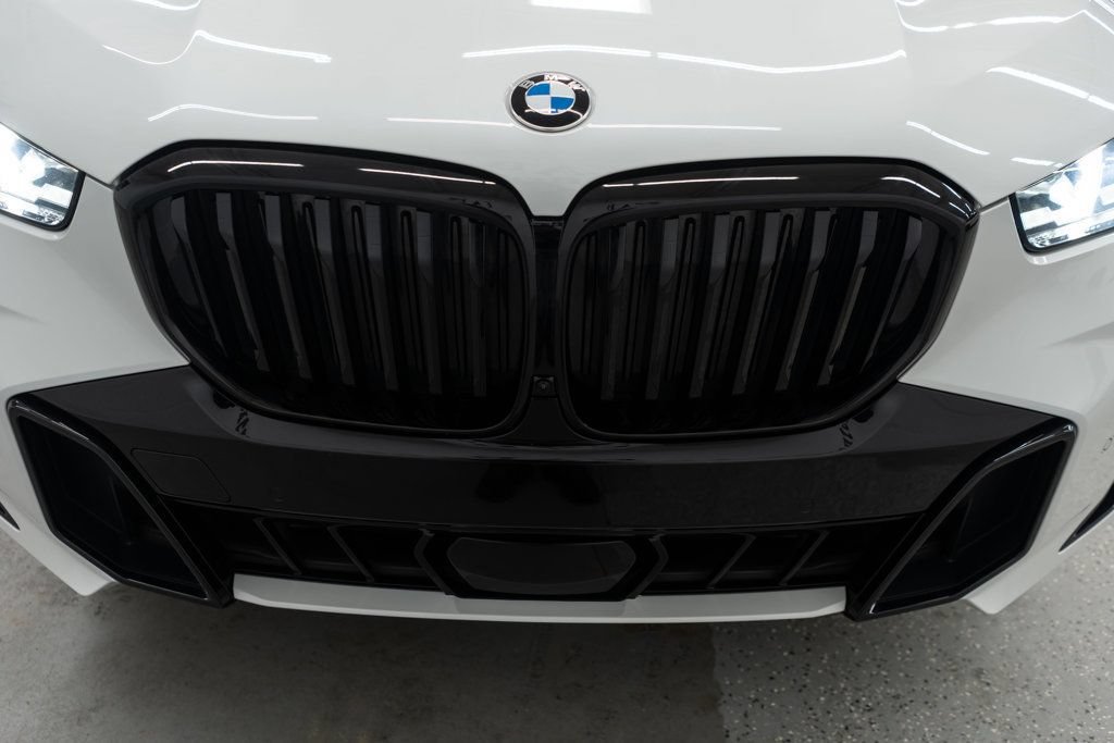 Used 2025 BMW X5 xDrive40i w/ M Sport Package w/ M Sport Package AWD/4WD image 52