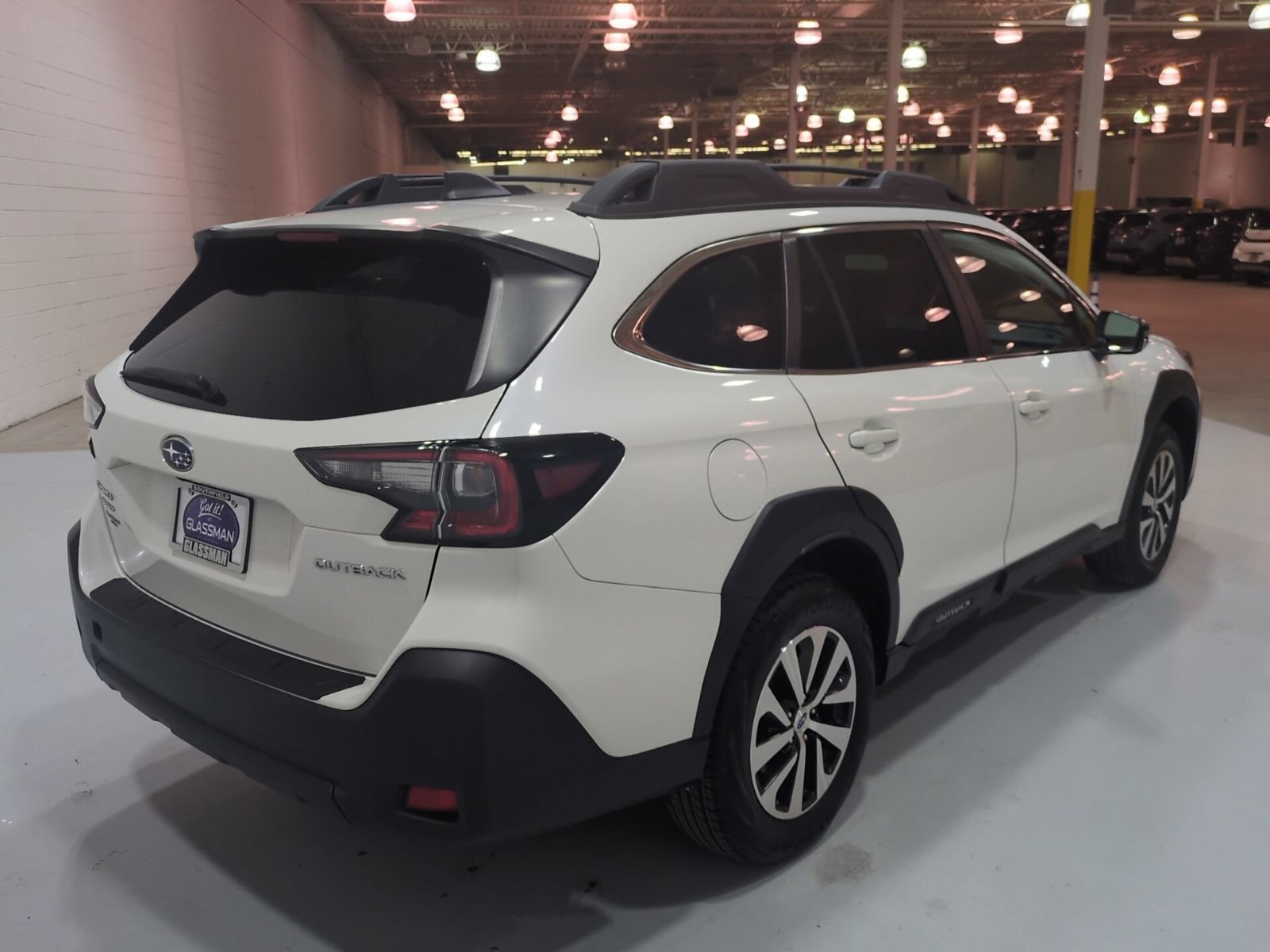 Certified 2024 Subaru Outback Premium AWD/4WD image 3