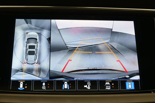Used 2024 Buick Enclave Avenir w/ Avenir Technology Package AWD/4WD image 32