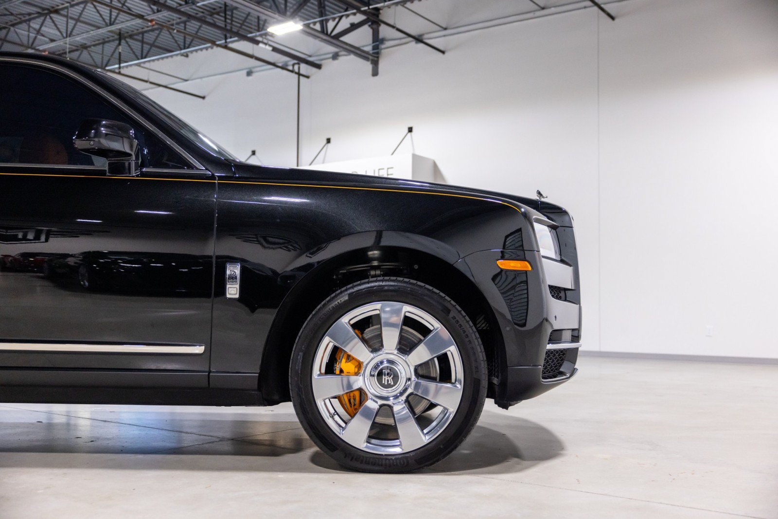 Used 2022 Rolls-Royce Cullinan AWD/4WD image 15