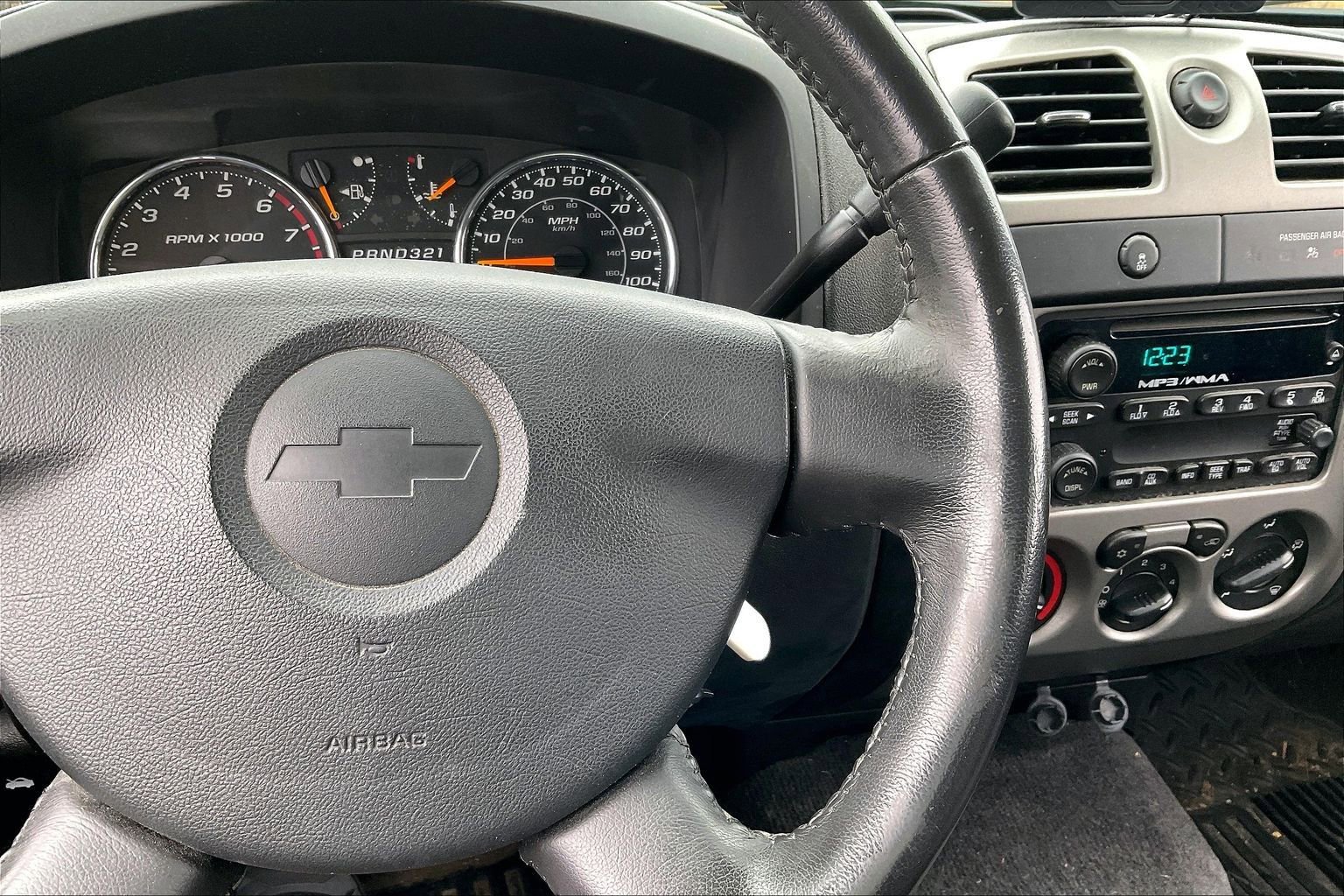 Used 2012 Chevrolet Colorado LT image 11