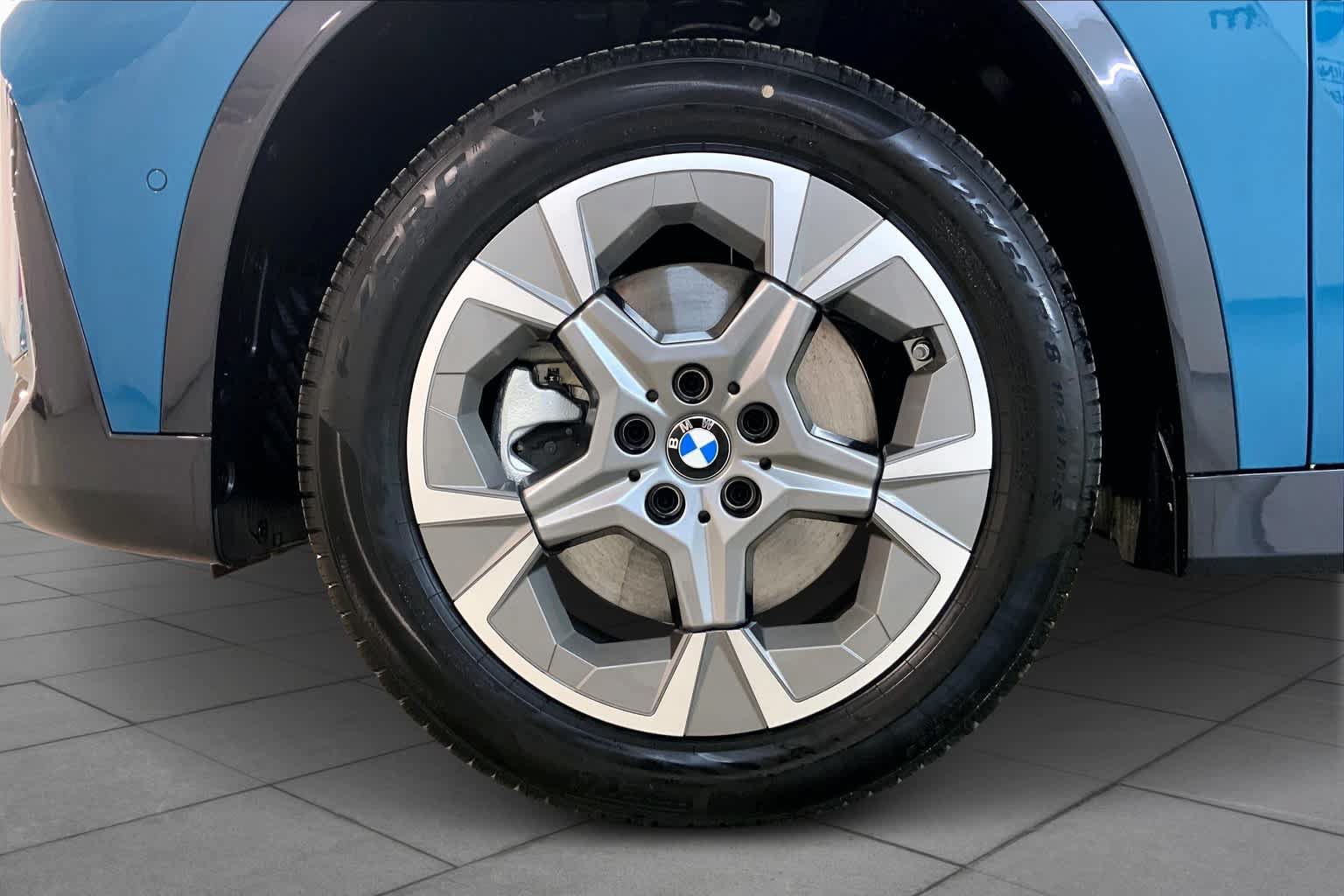 Used 2025 BMW X1 xDrive28i w/ Technology Package AWD/4WD image 11