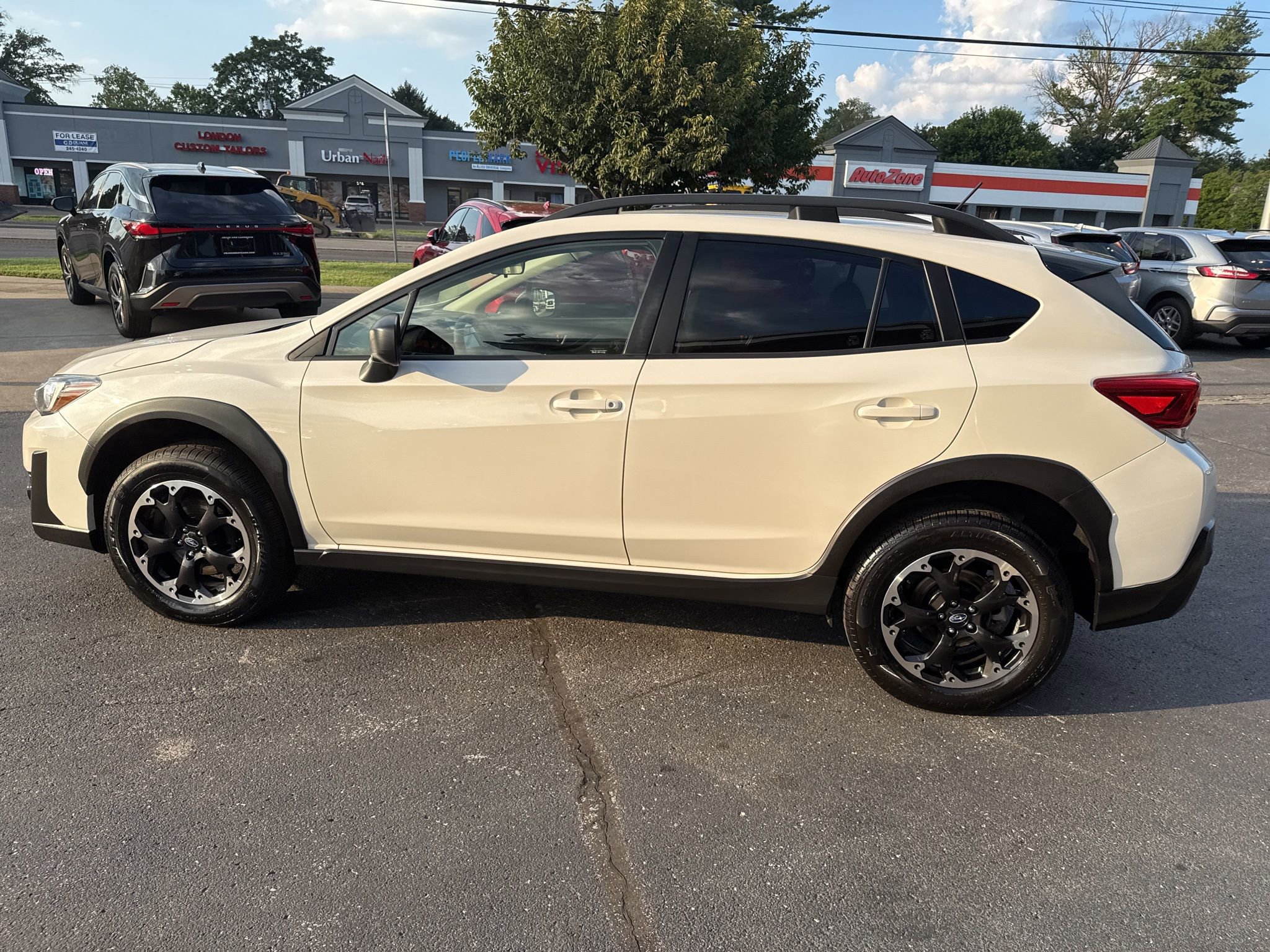 Used 2022 Subaru Crosstrek 2.0i image 8